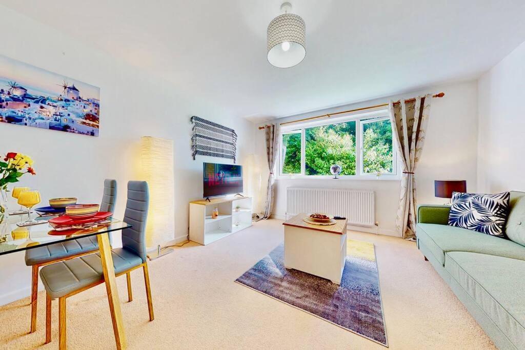 Super-Quiet Town Centre Flat 5 Min Walk To Station Apartman Royal Tunbridge Wells Kültér fotó